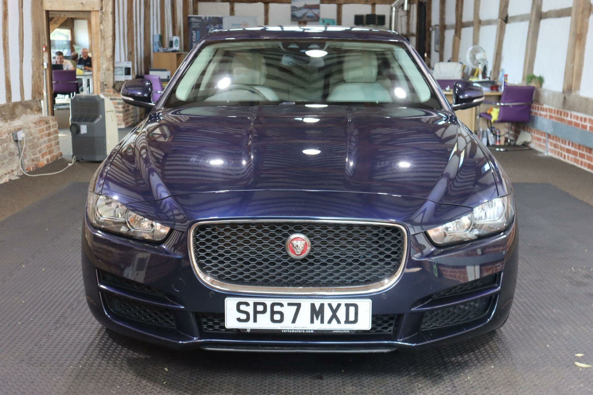 Jaguar XE