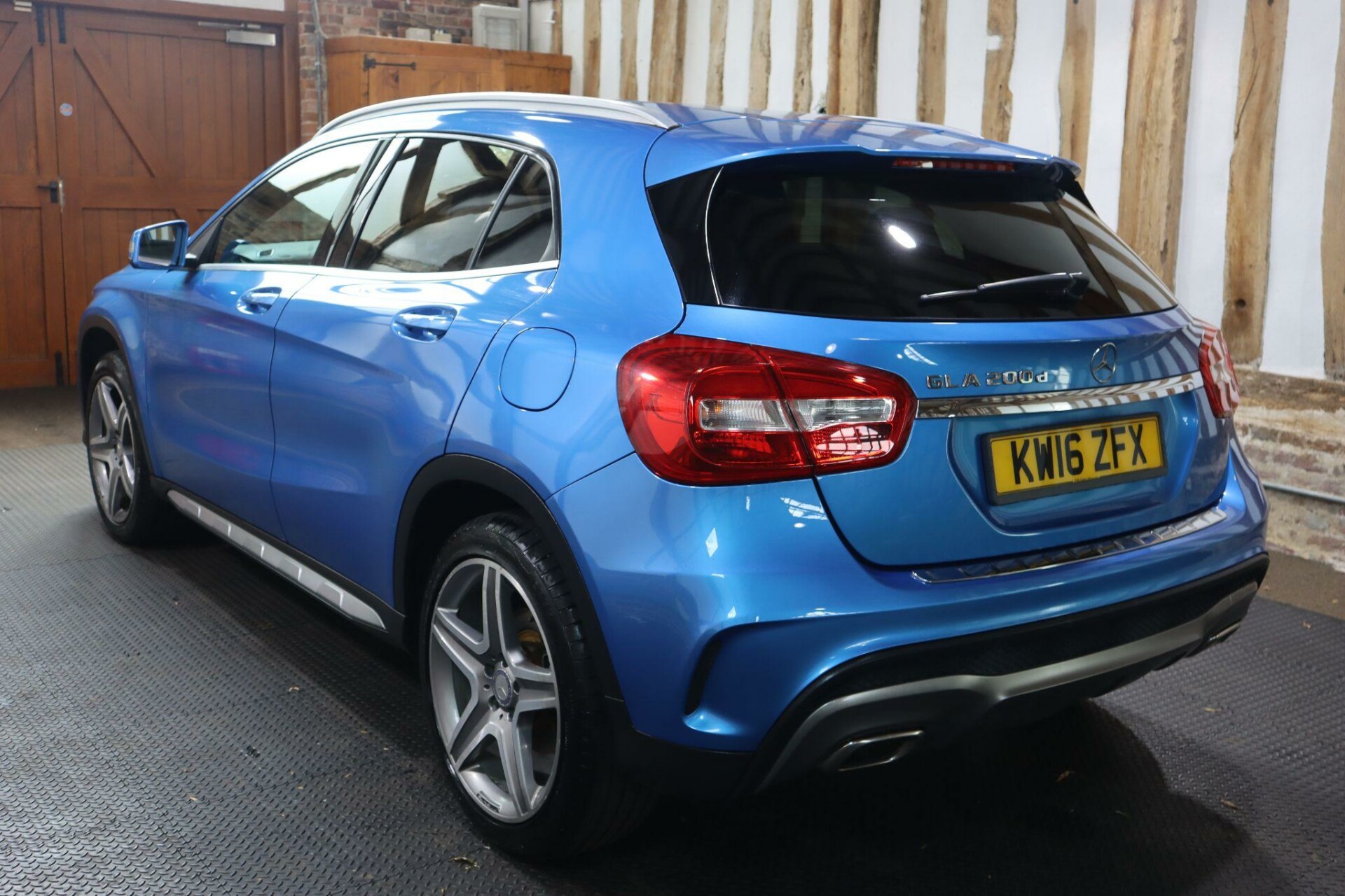 Mercedes Benz GLA Class