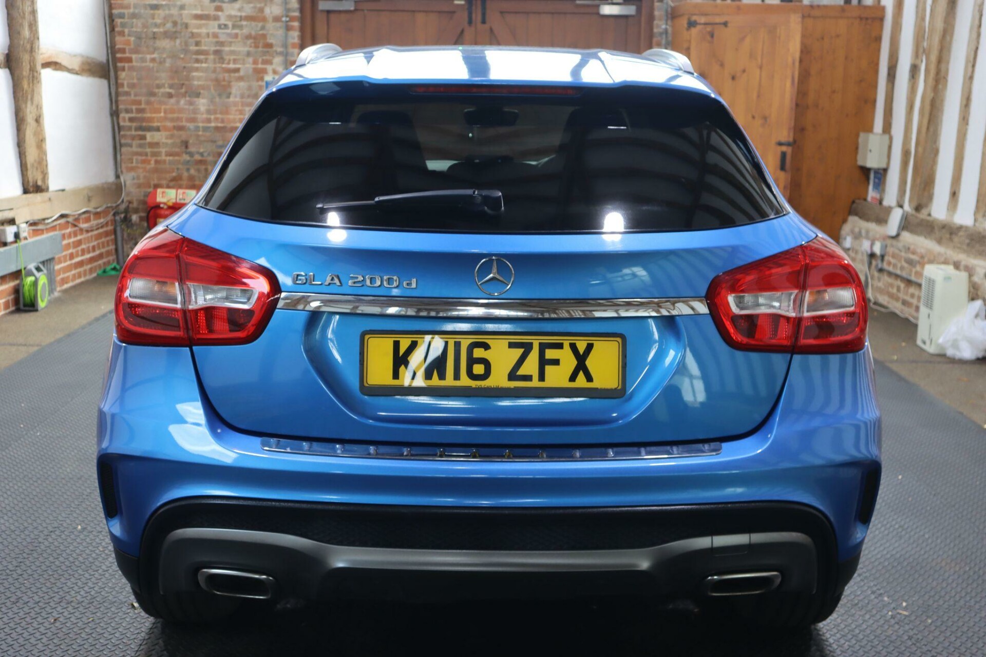 Mercedes Benz GLA Class
