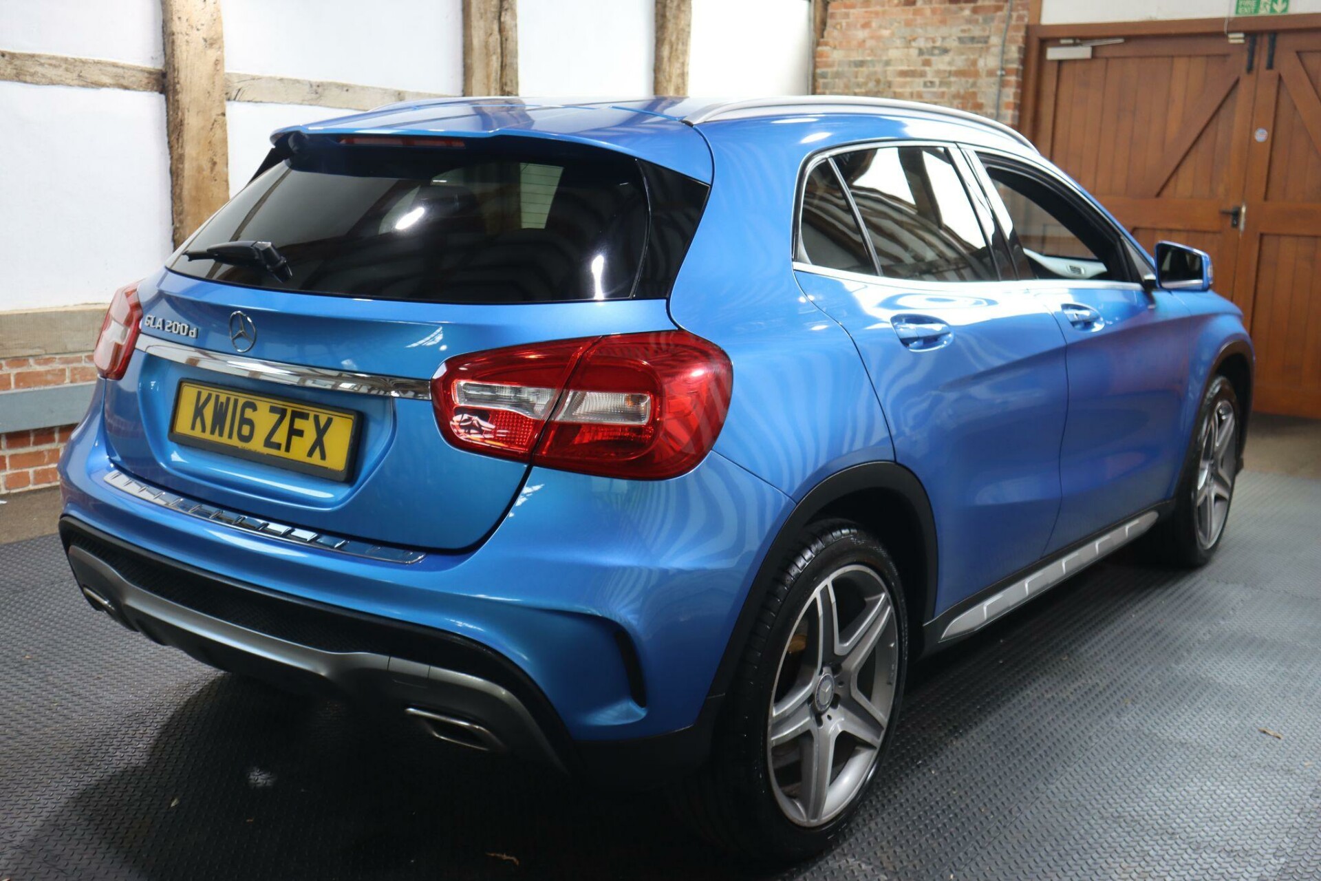 Mercedes Benz GLA Class