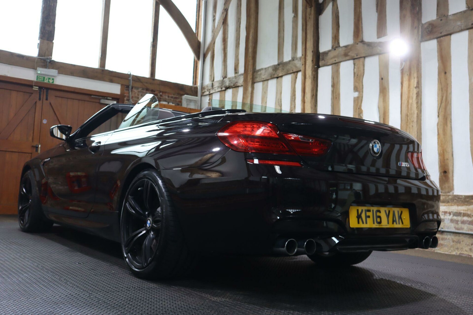 BMW M6