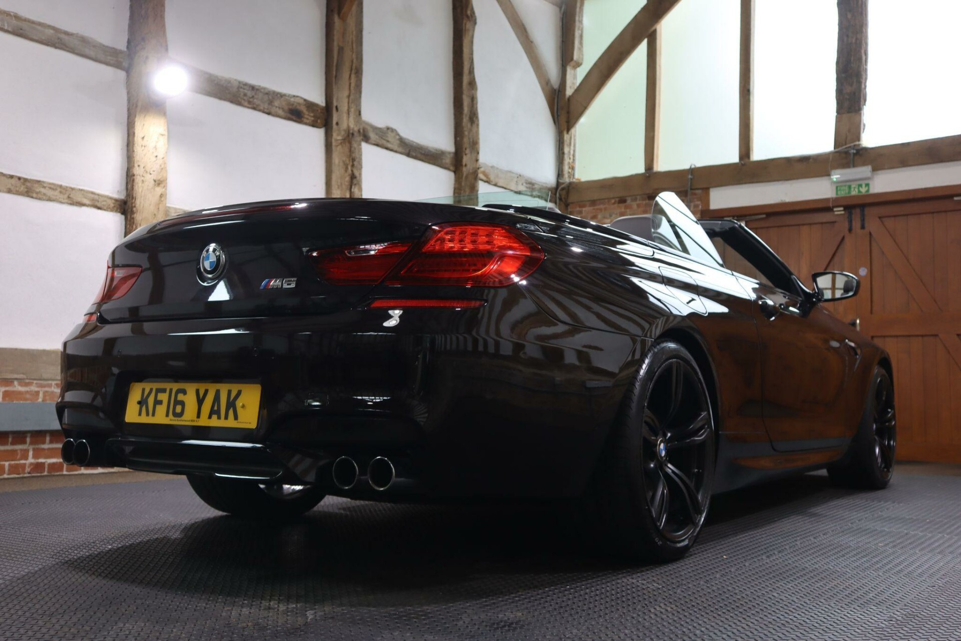 BMW M6