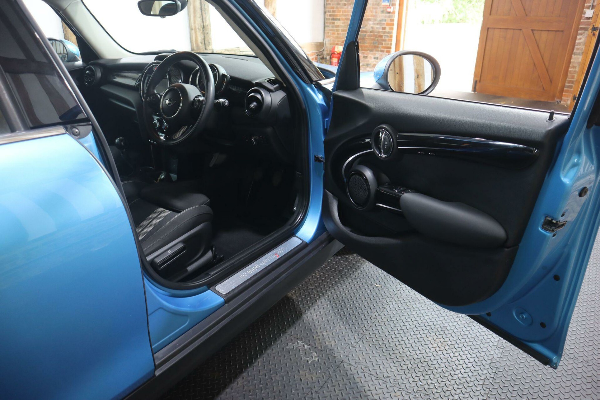 MINI Hatch