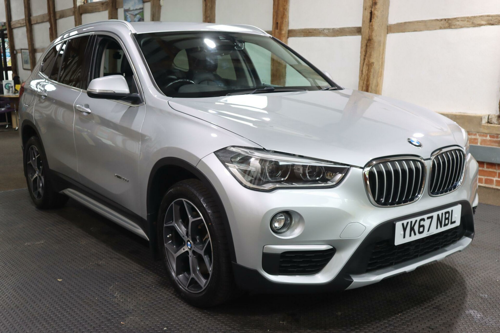 BMW X1