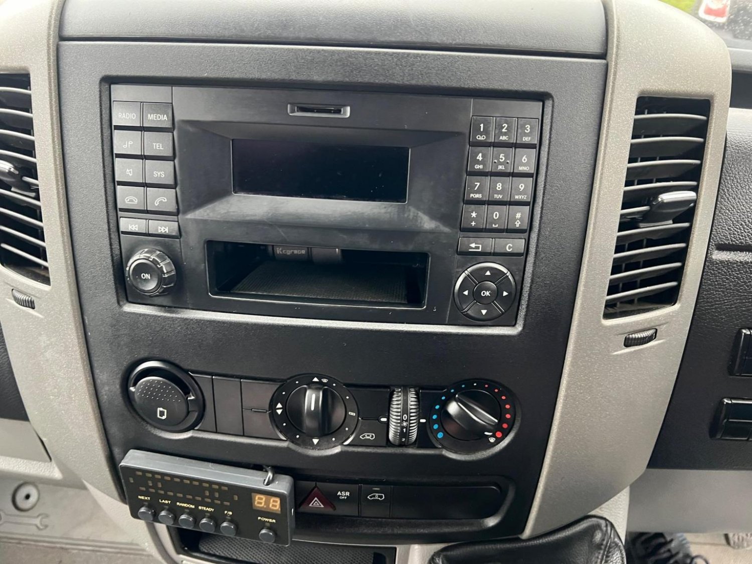Mercedes Benz Sprinter