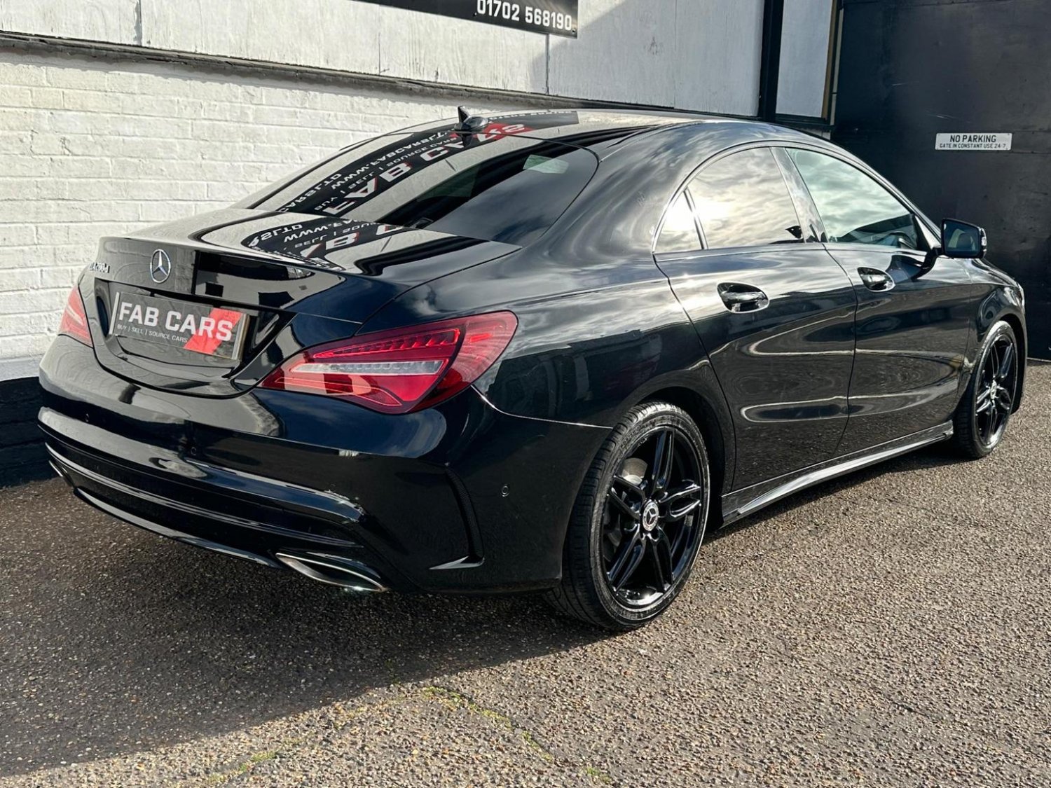 Mercedes Benz CLA