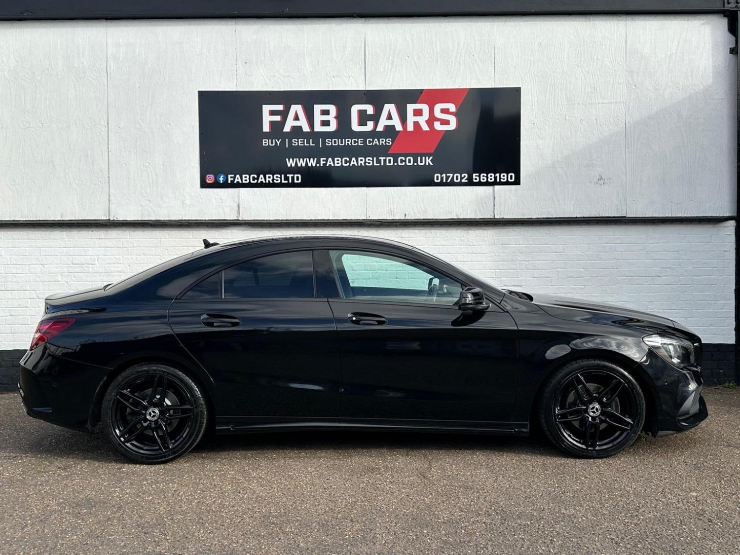 Mercedes Benz CLA