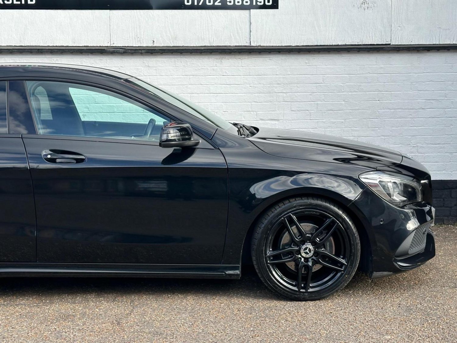 Mercedes Benz CLA