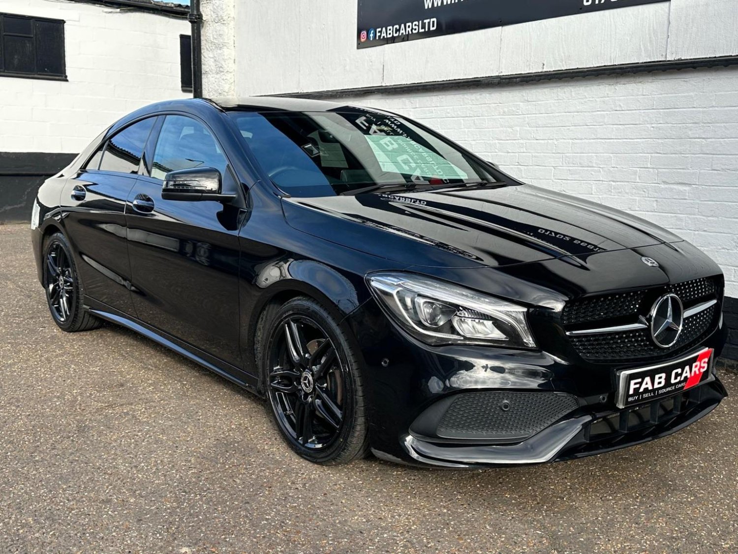 Mercedes Benz CLA