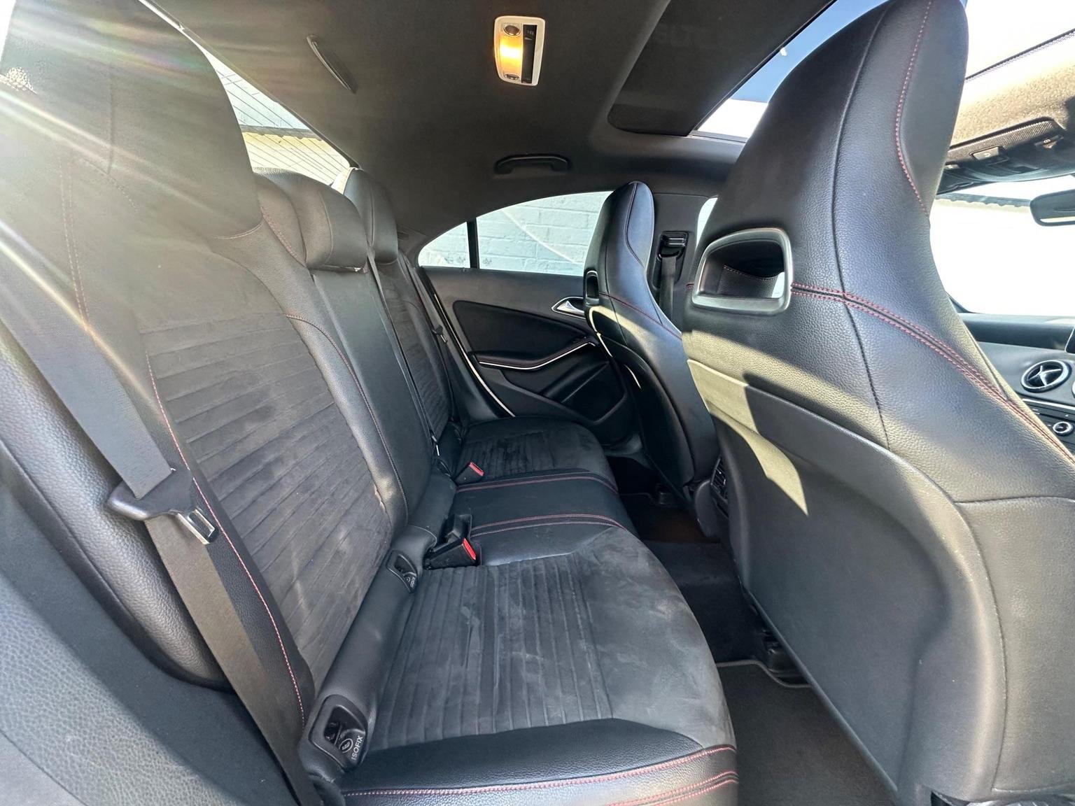 Mercedes Benz CLA