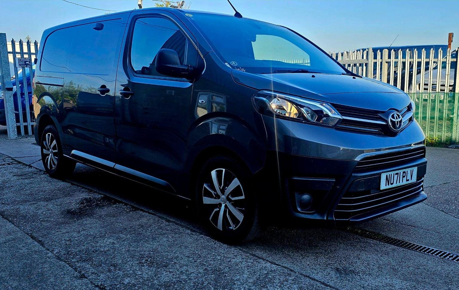 Toyota Proace