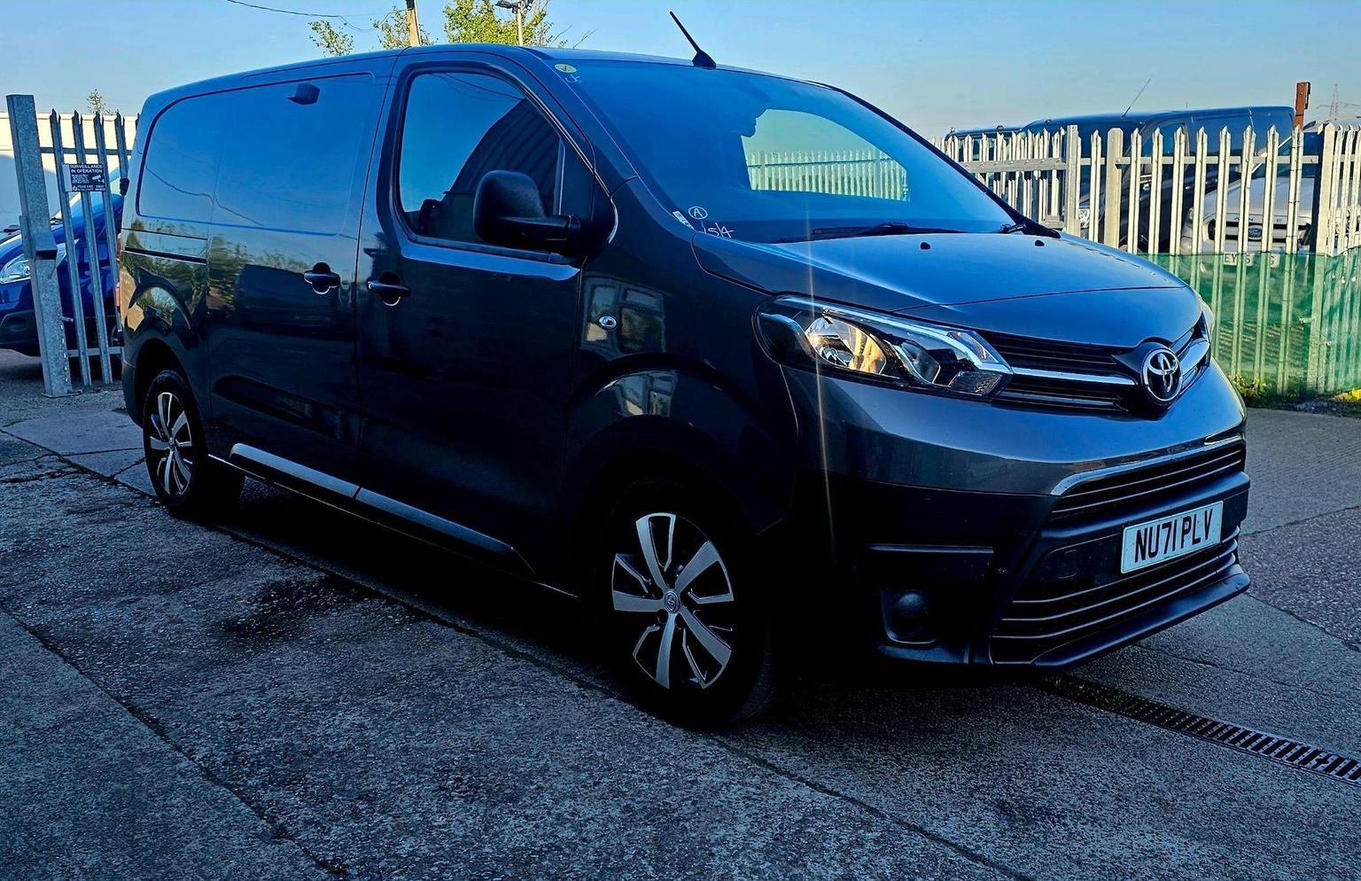 Toyota Proace