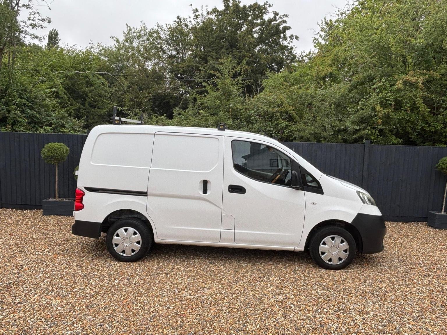 Nissan NV200