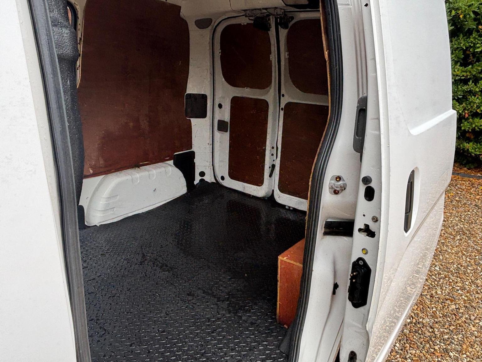 Nissan NV200