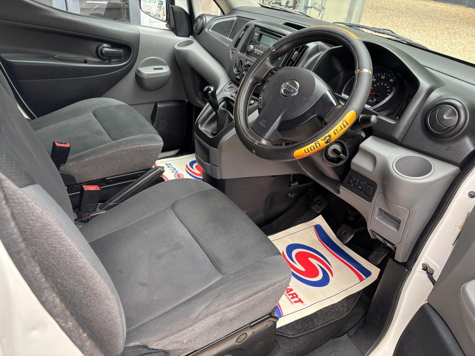 Nissan NV200