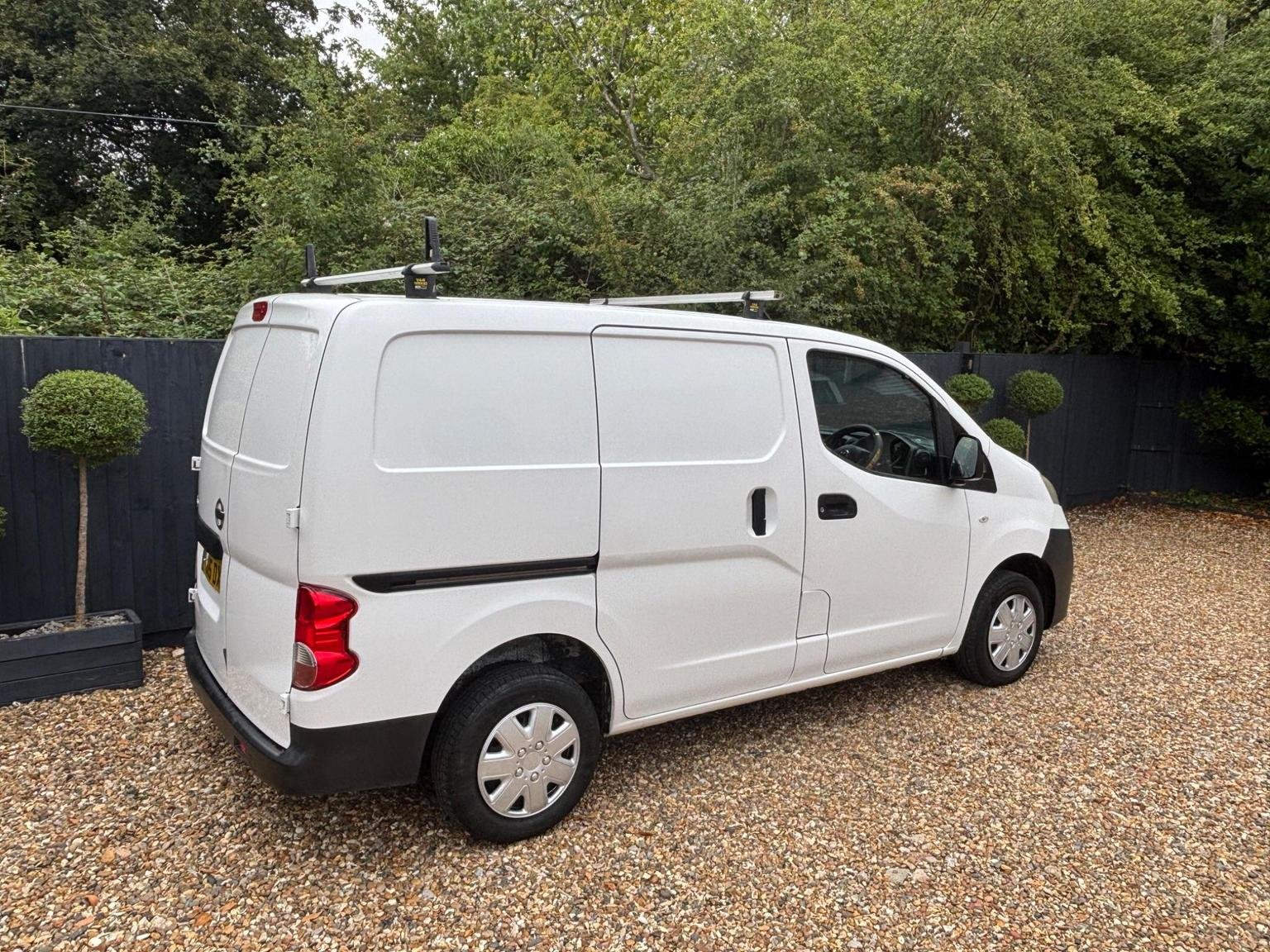 Nissan NV200