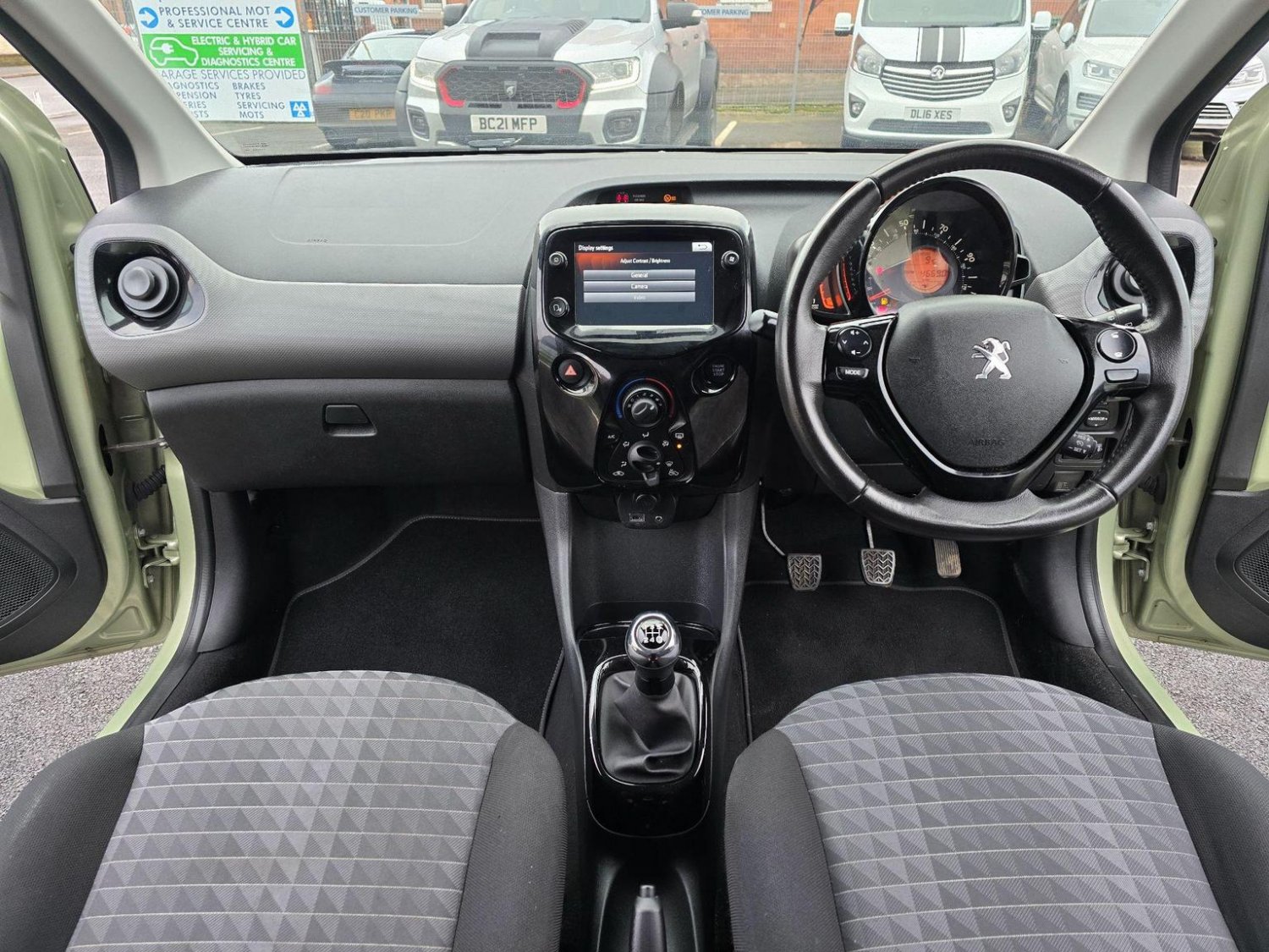 Peugeot 108