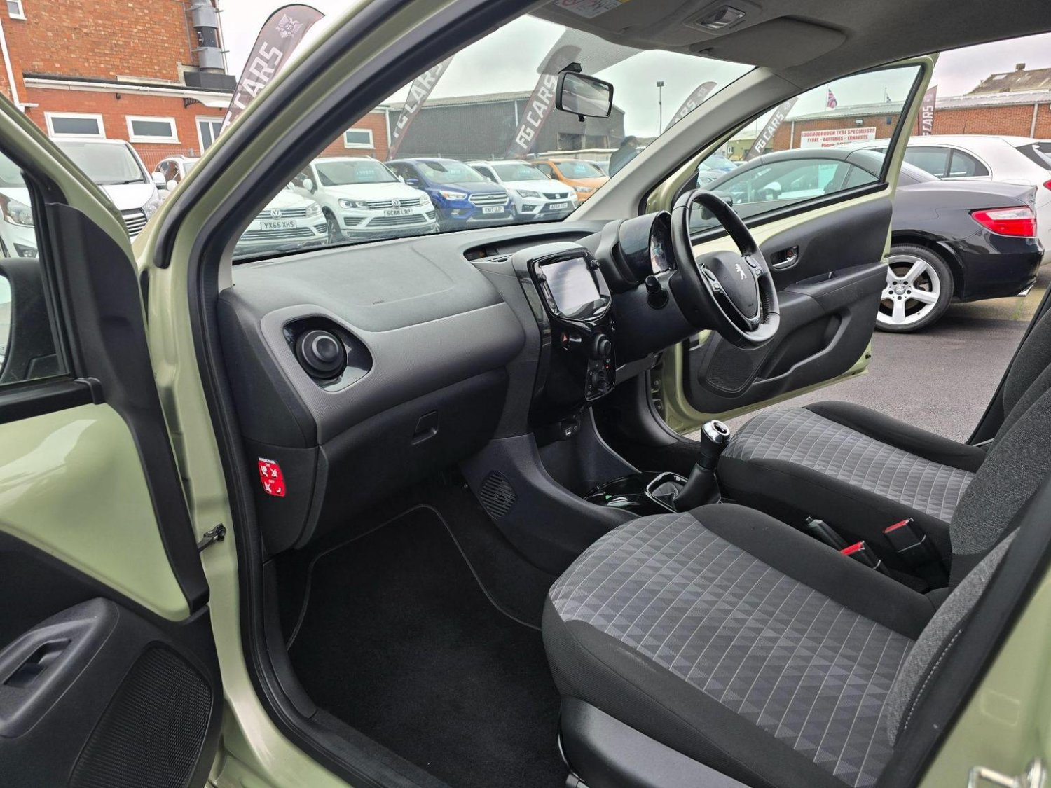Peugeot 108