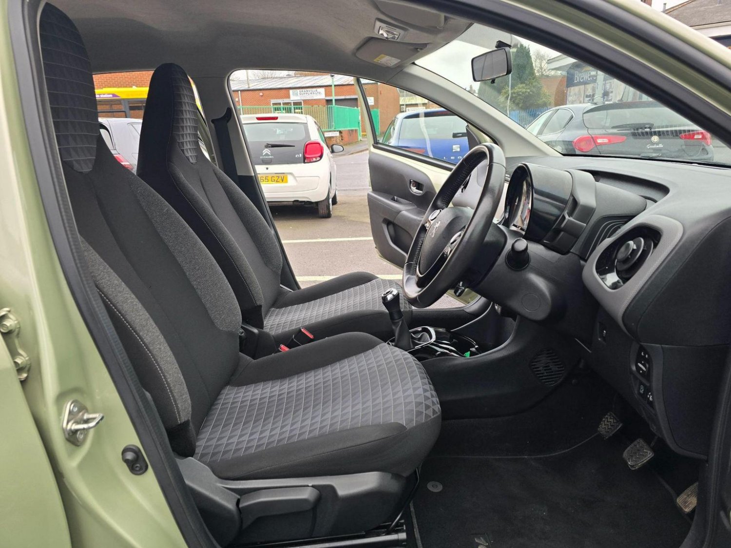 Peugeot 108