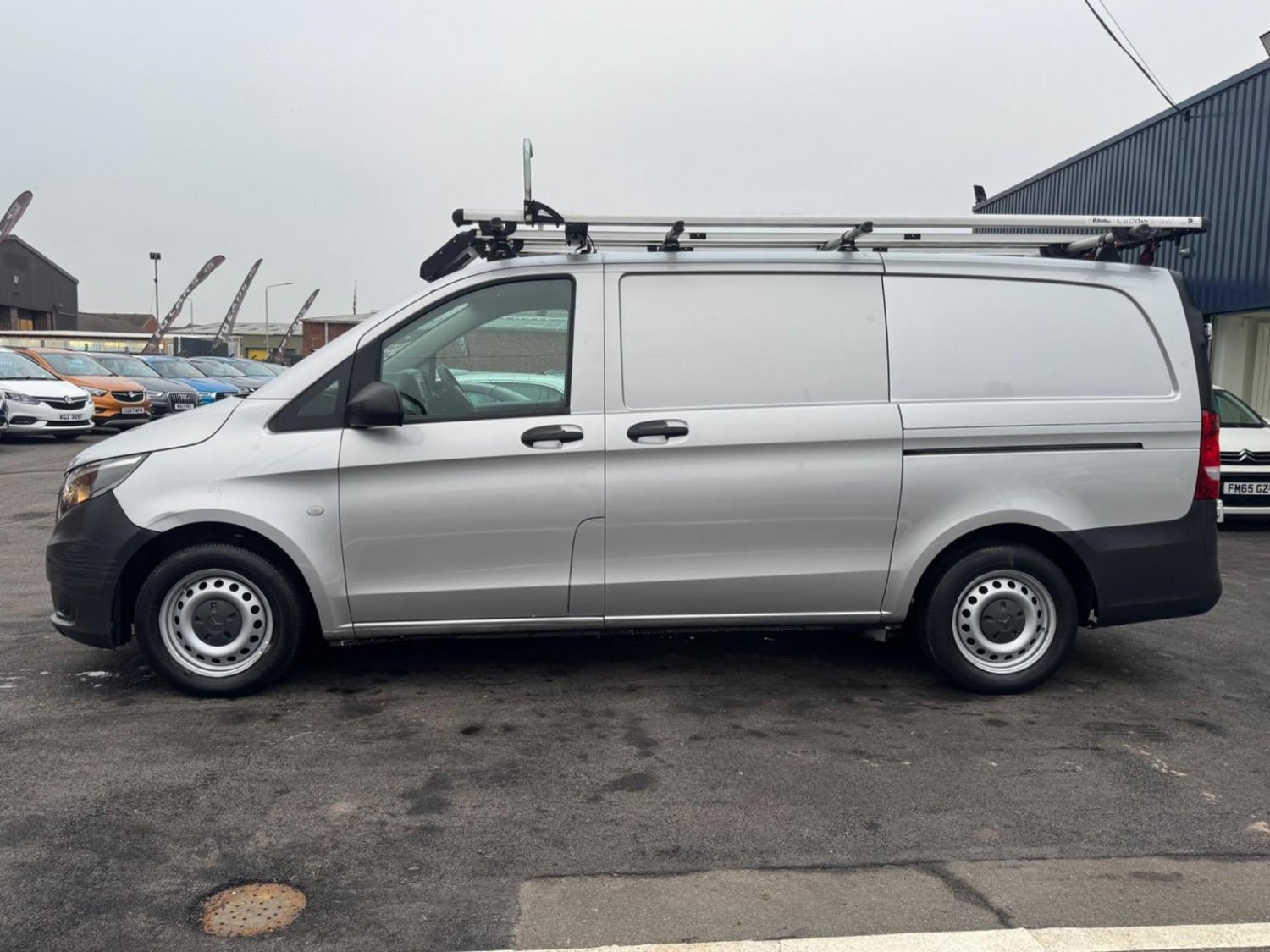 Mercedes Benz Vito