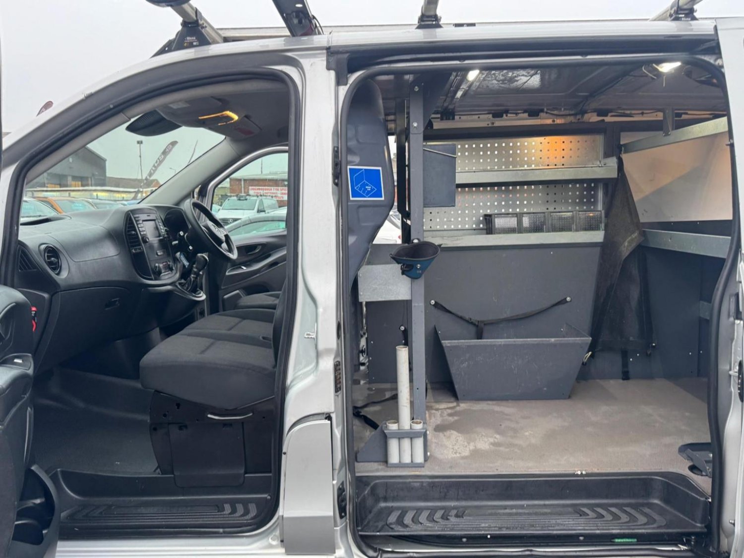 Mercedes Benz Vito