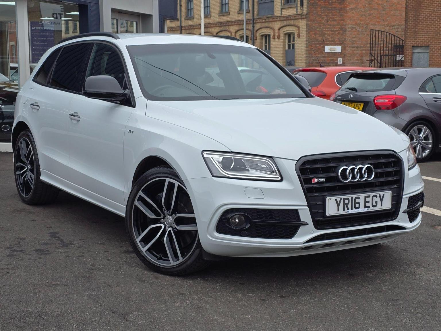 Audi SQ5