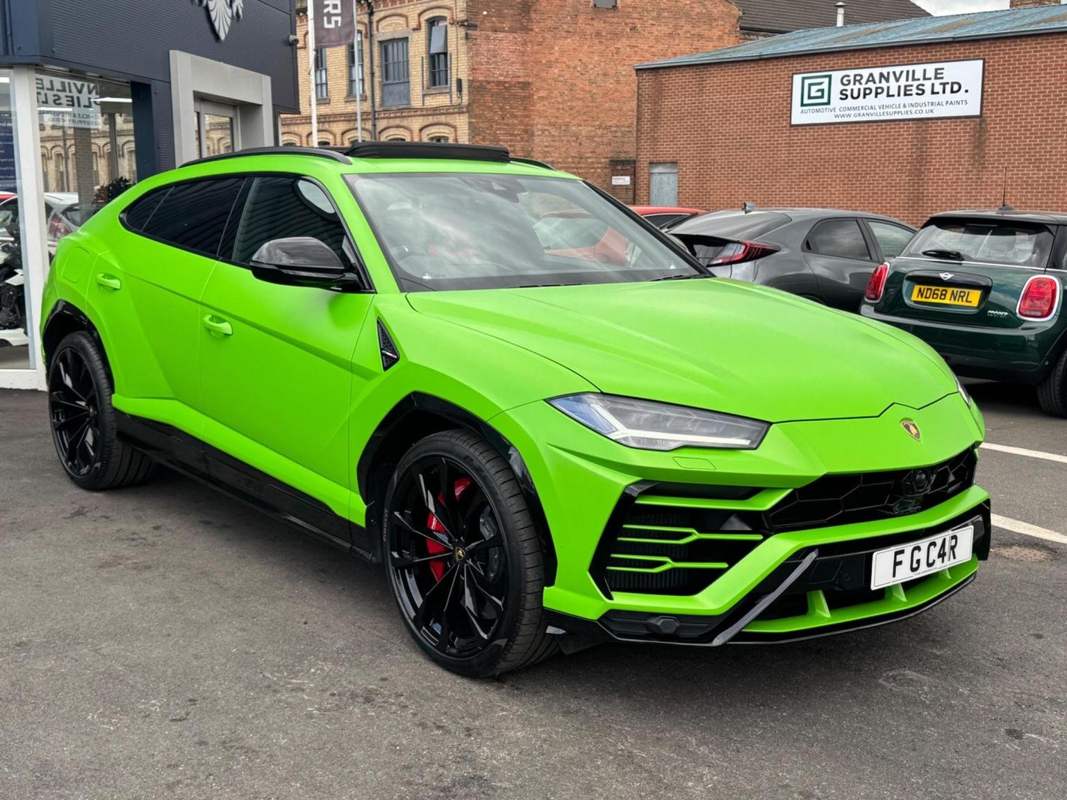 Lamborghini URUS