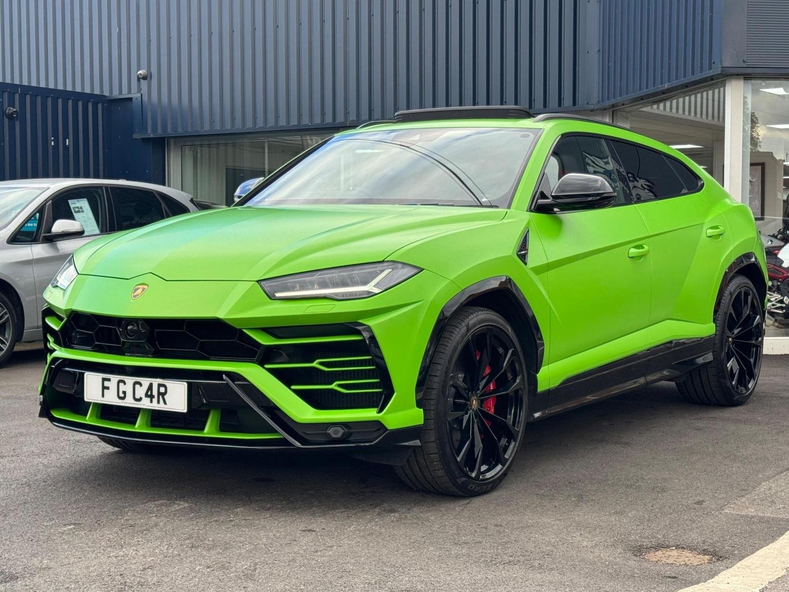 Lamborghini URUS