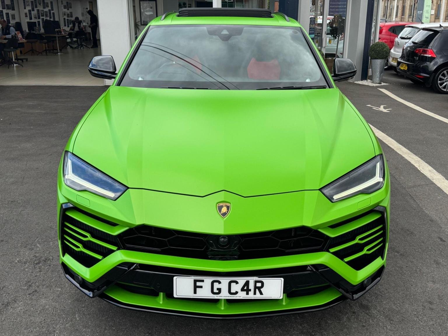 Lamborghini URUS