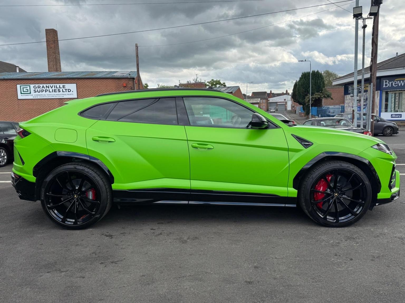 Lamborghini URUS