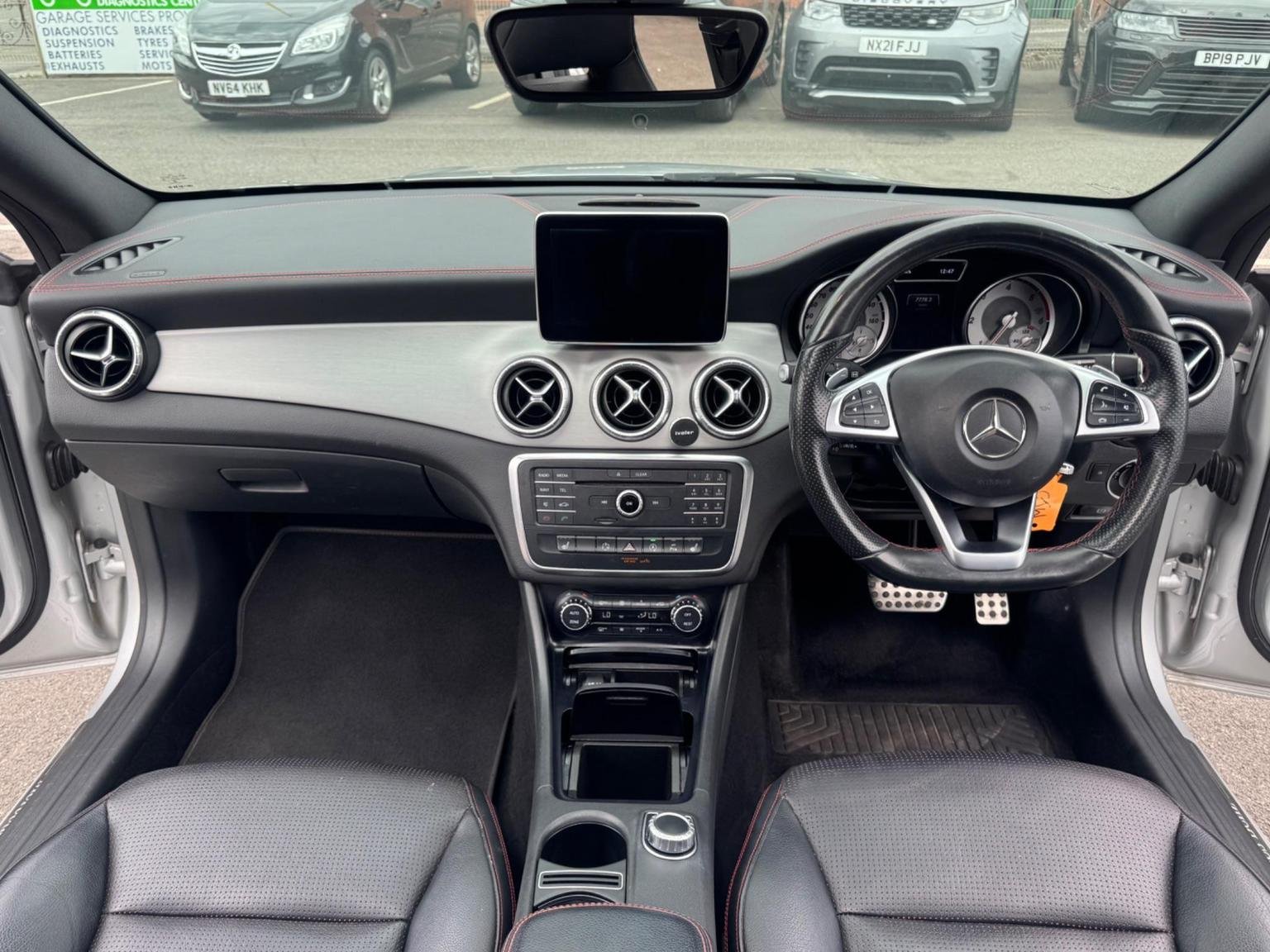 Mercedes Benz CLA