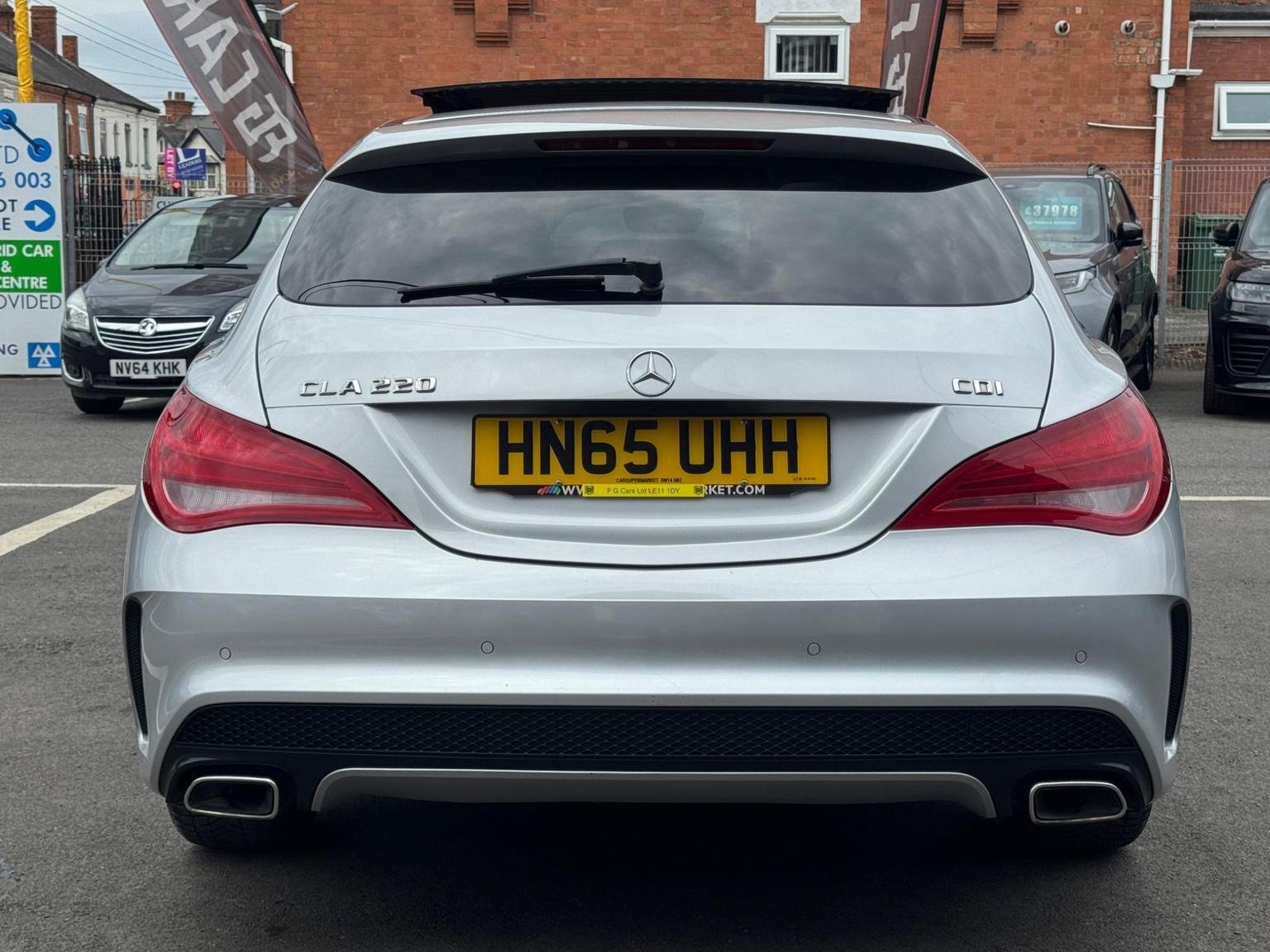Mercedes Benz CLA