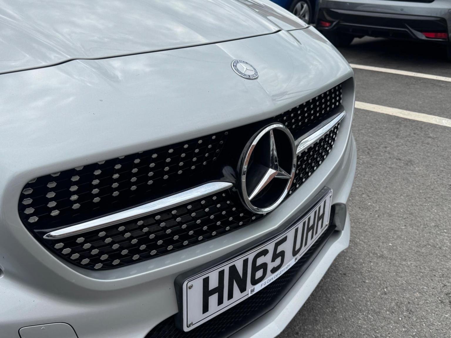 Mercedes Benz CLA