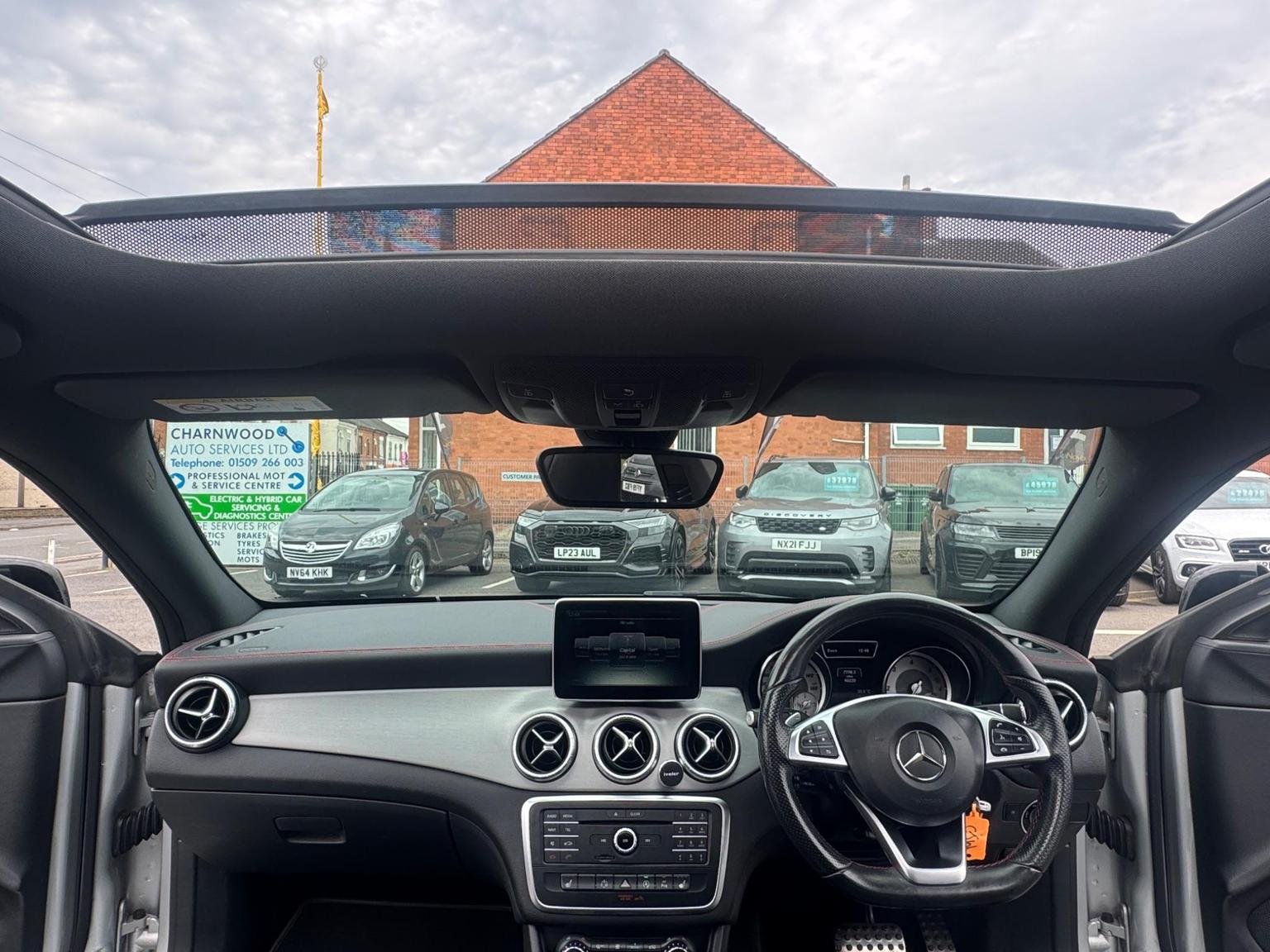 Mercedes Benz CLA