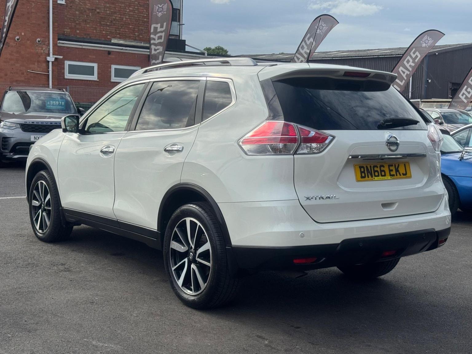 Nissan X Trail