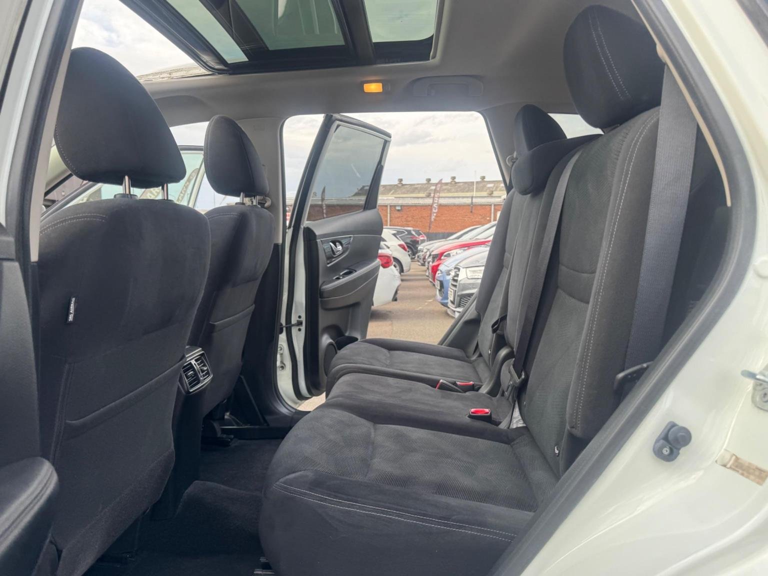 Nissan X Trail