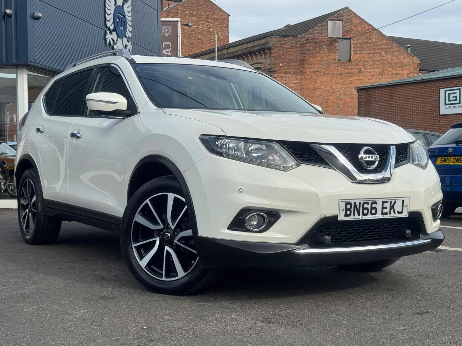 Nissan X Trail