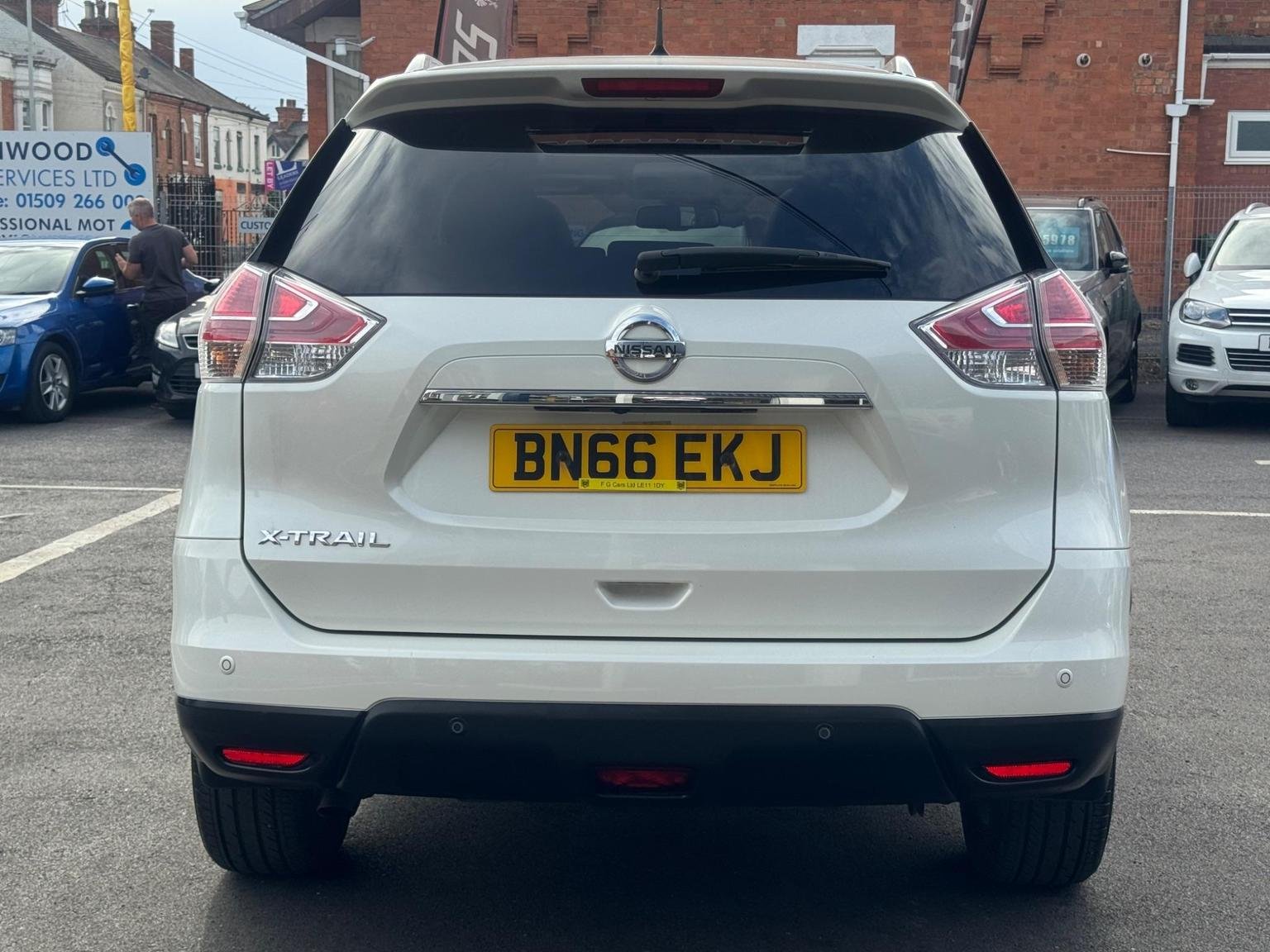 Nissan X Trail