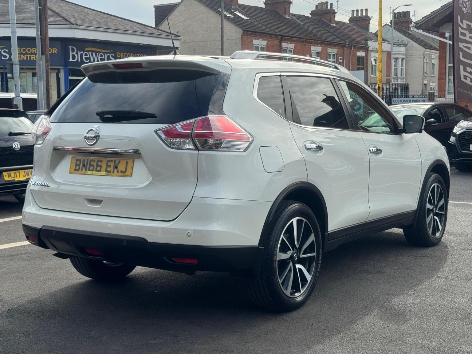 Nissan X Trail