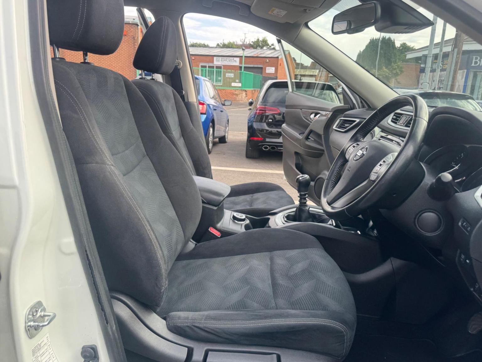Nissan X Trail