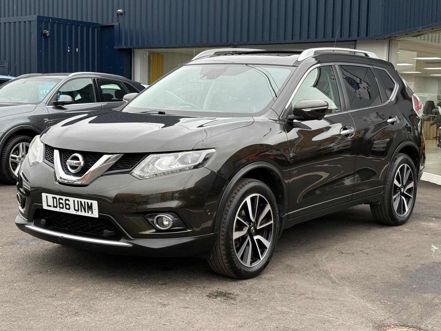Nissan X Trail