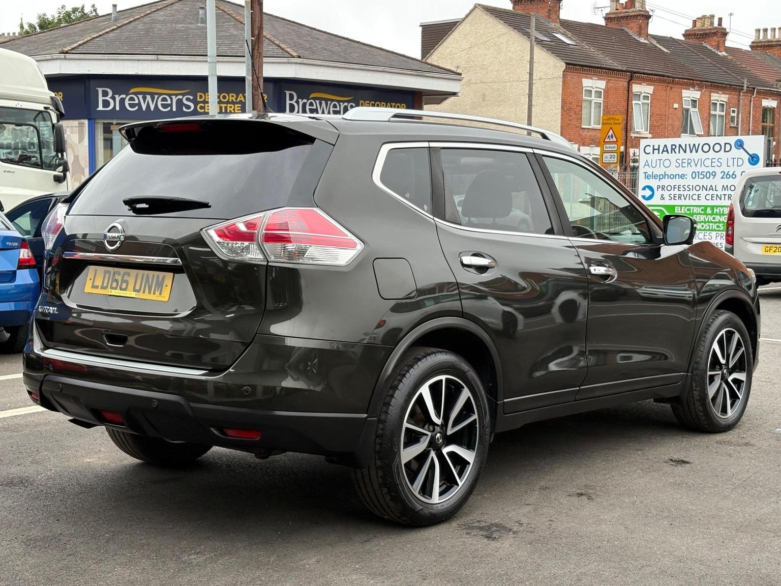 Nissan X Trail