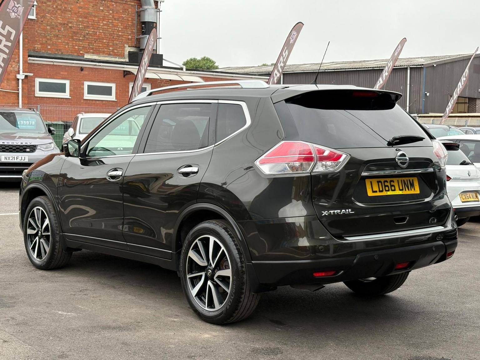 Nissan X Trail