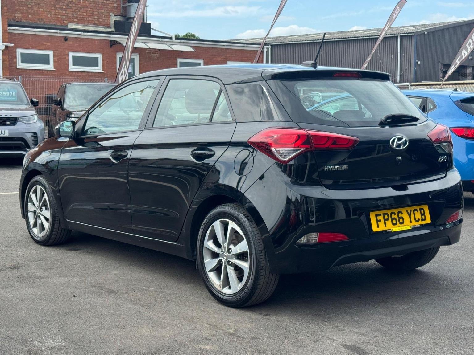 Hyundai i20