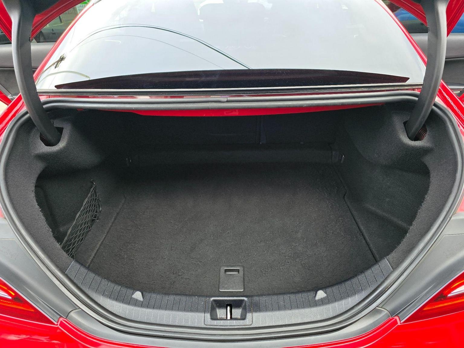 Mercedes Benz CLA