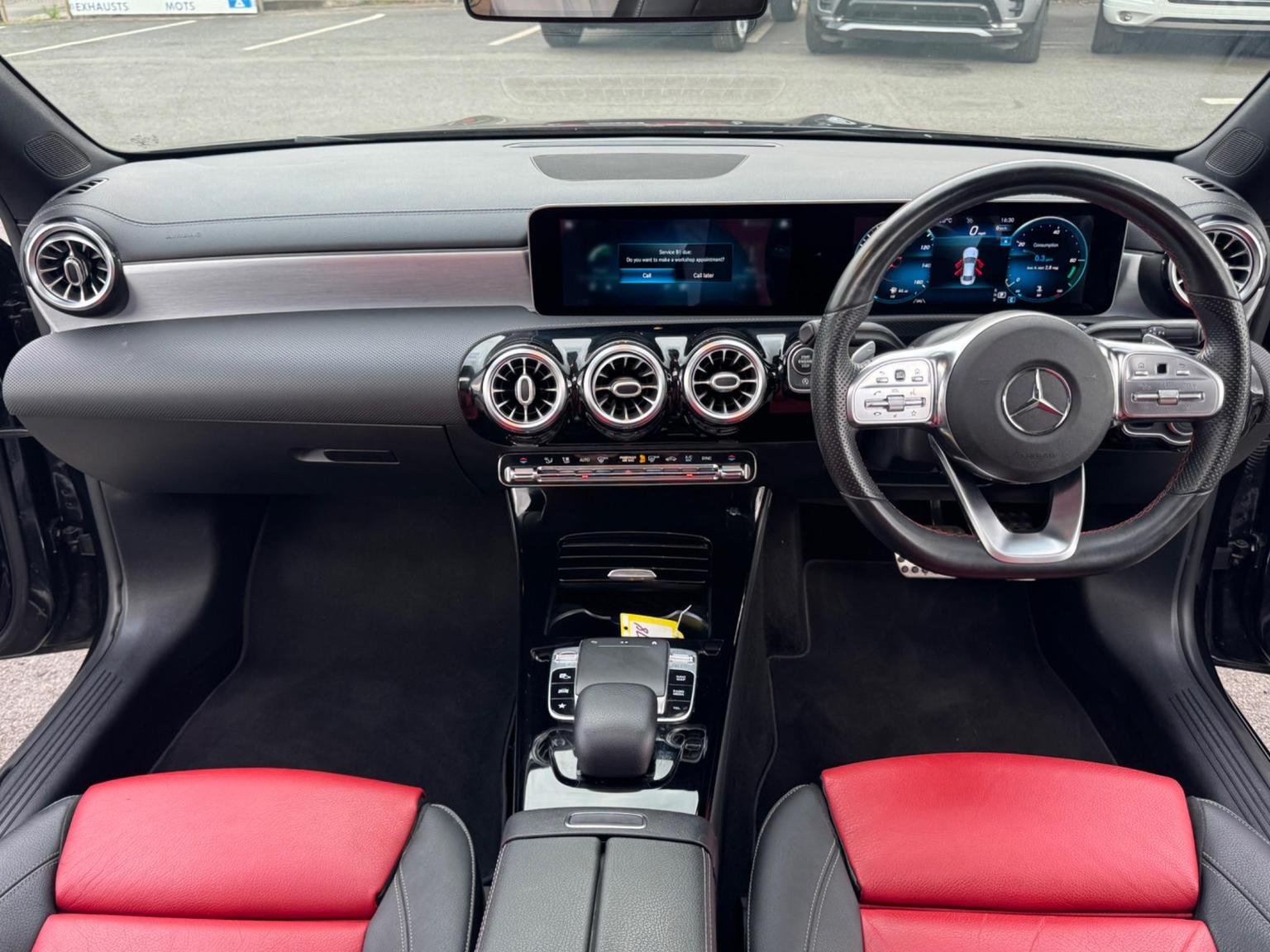 Mercedes Benz CLA