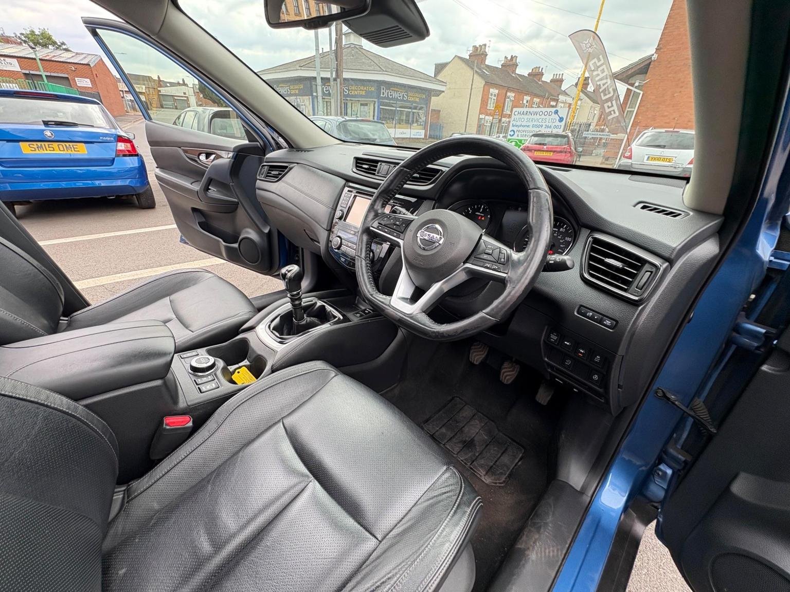 Nissan X Trail