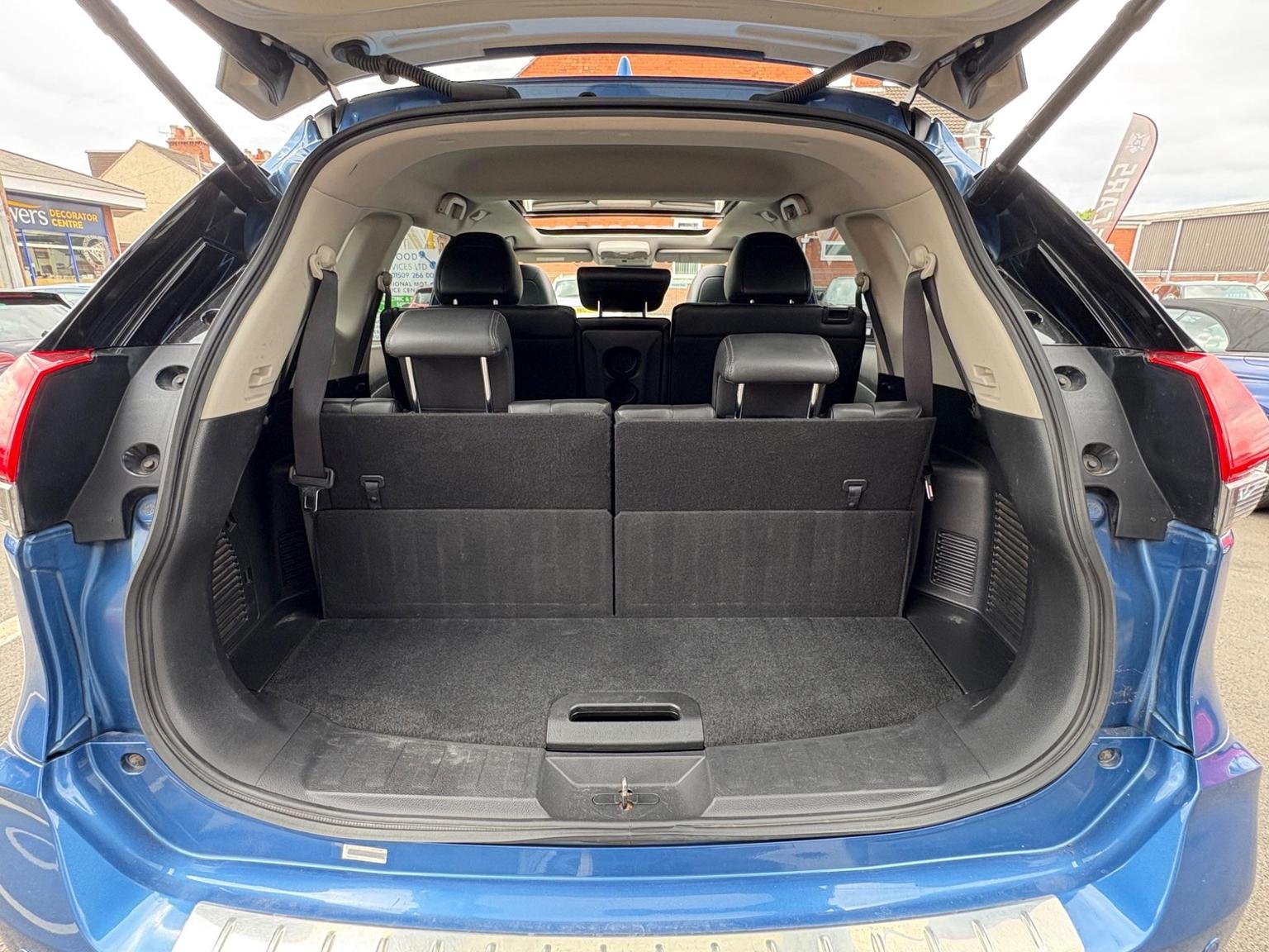 Nissan X Trail