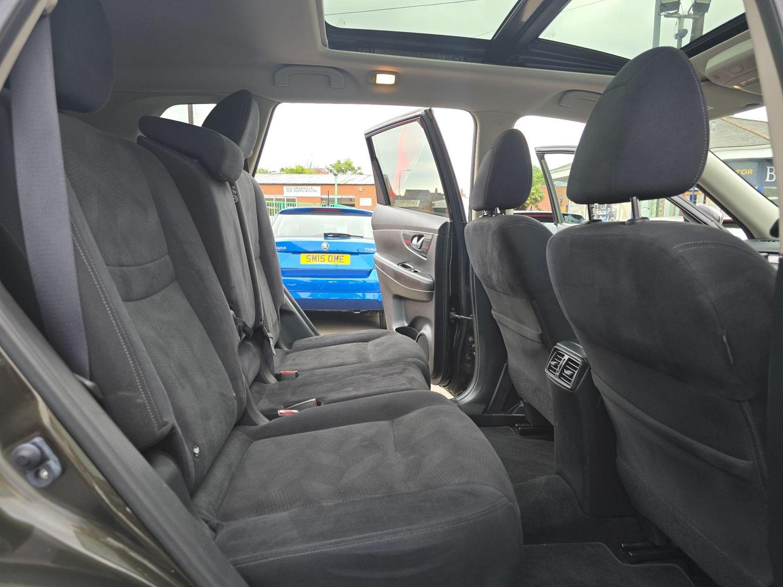 Nissan X Trail
