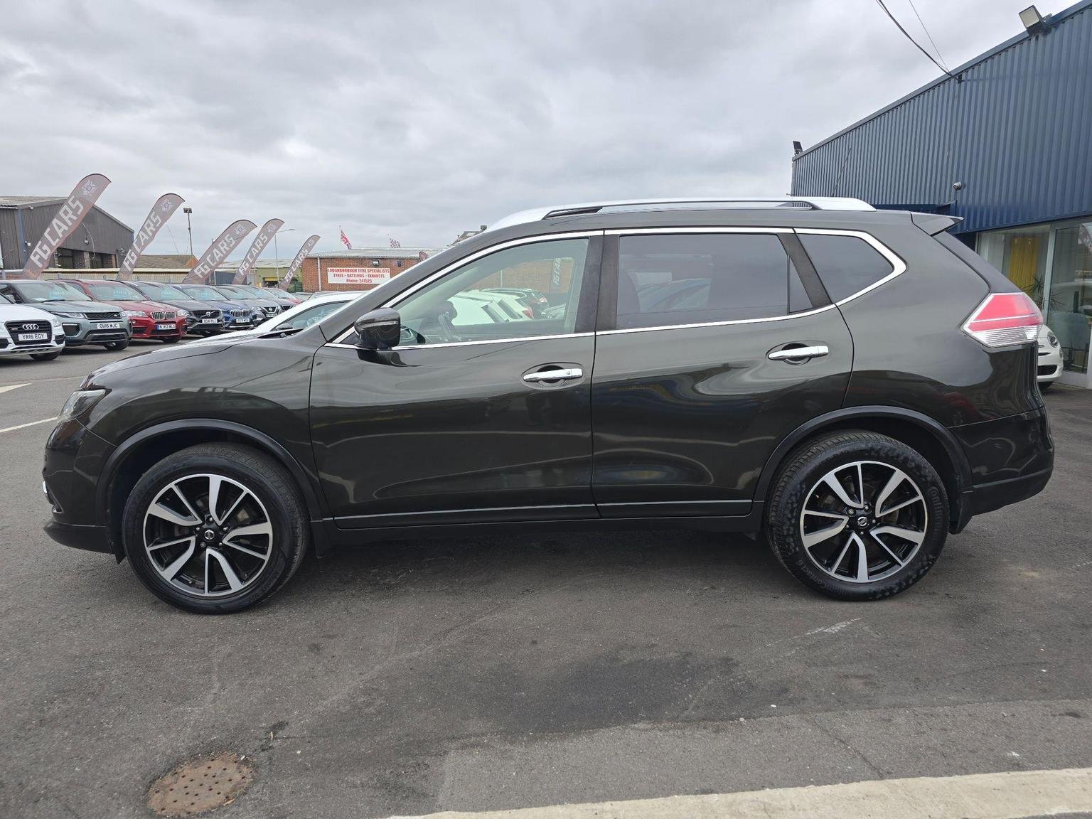 Nissan X Trail